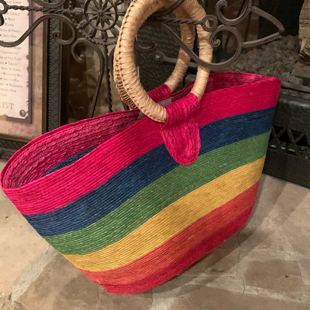 Super Cute Colorful Striped Palm Tote Beach ready 🏖️